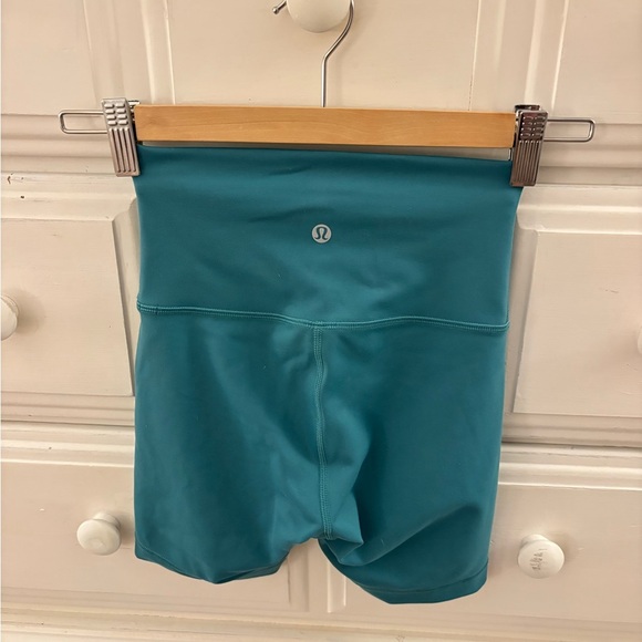 Lululemon Wunder Train High-Rise Short 6” in Teal Lagoon - Picture 1 of 5